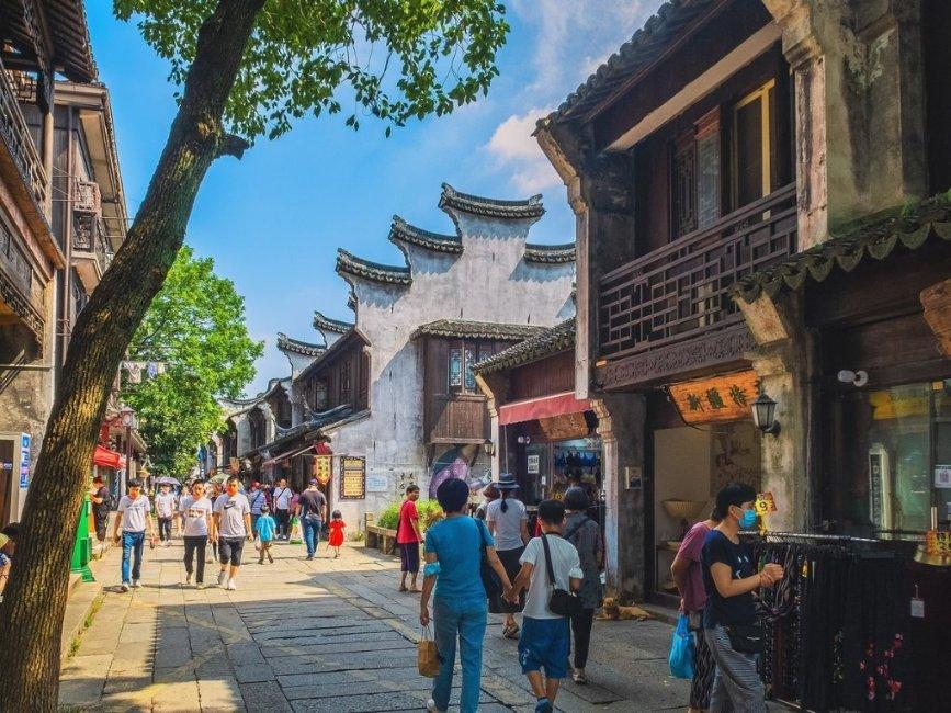 抗震“父子兵”